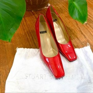 STUART WEITZMAN Red Patent Leather Pumps